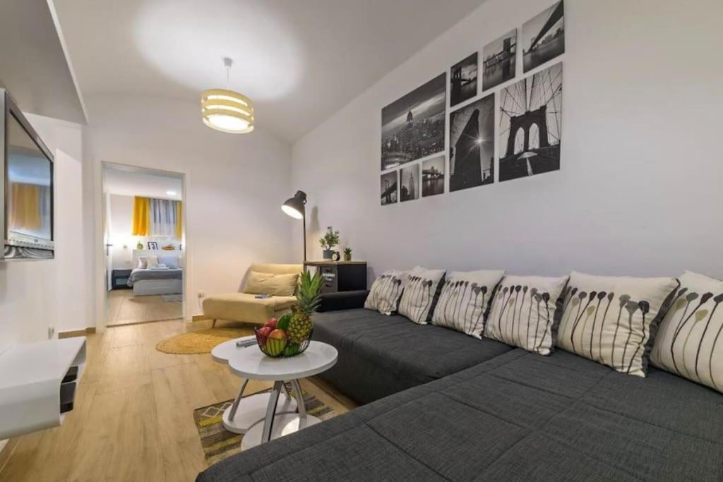 Appartamento One Downtown Zagabria Esterno foto