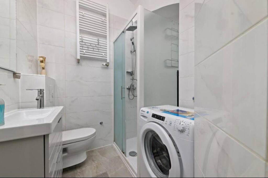 Appartamento One Downtown Zagabria Esterno foto